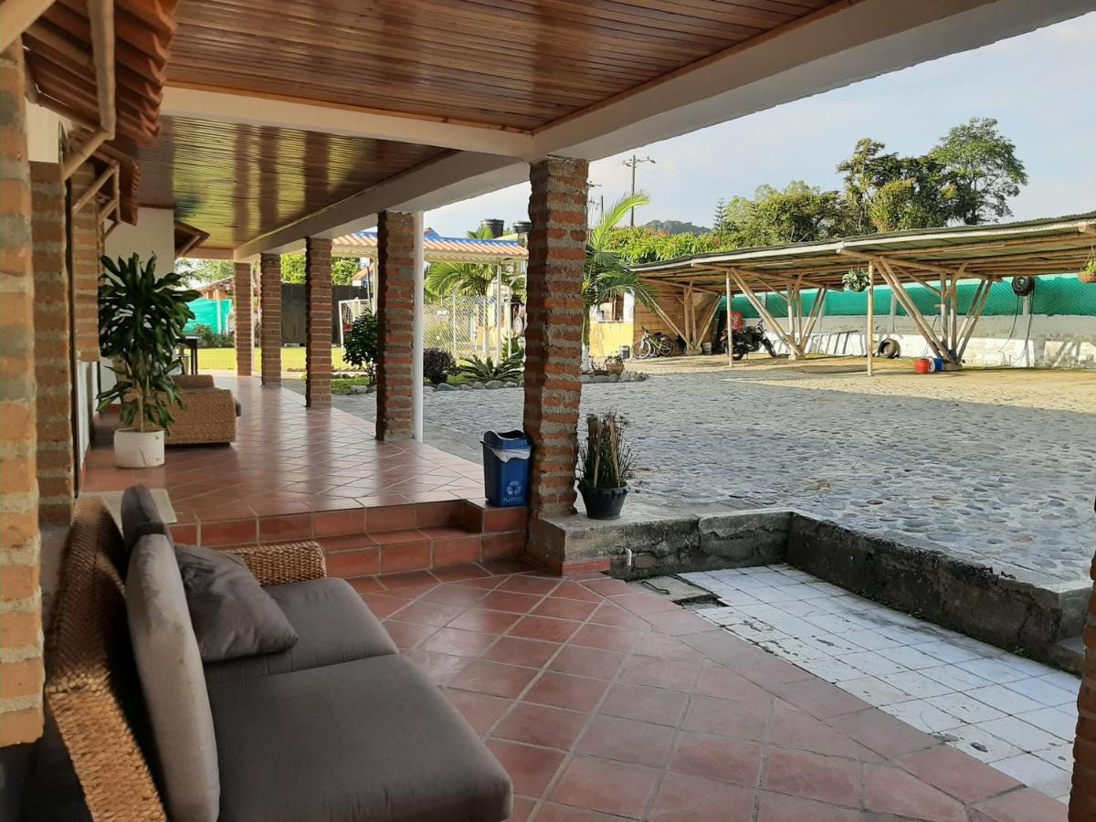 Finca Hotel La Fragata Санта Роса де Кабал Екстериор снимка