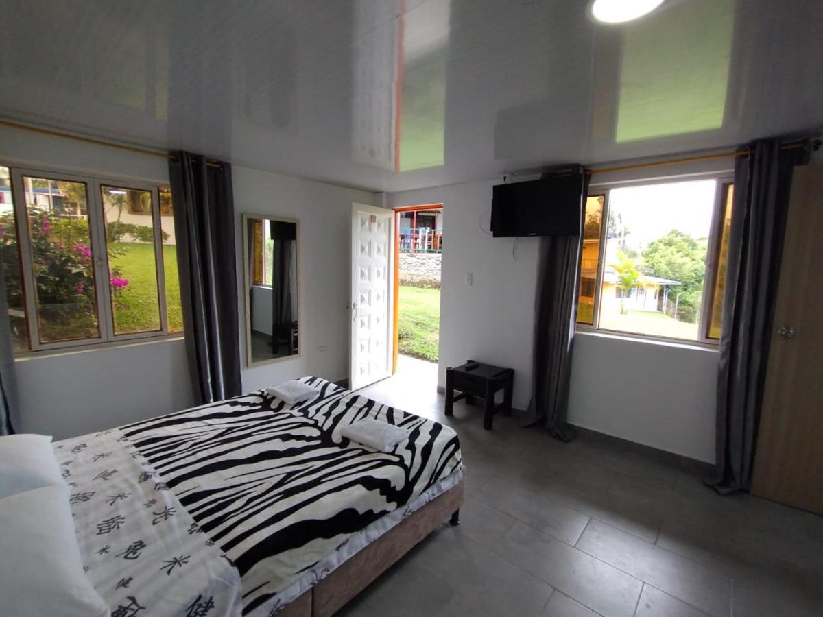 Finca Hotel La Fragata Санта Роса де Кабал Екстериор снимка