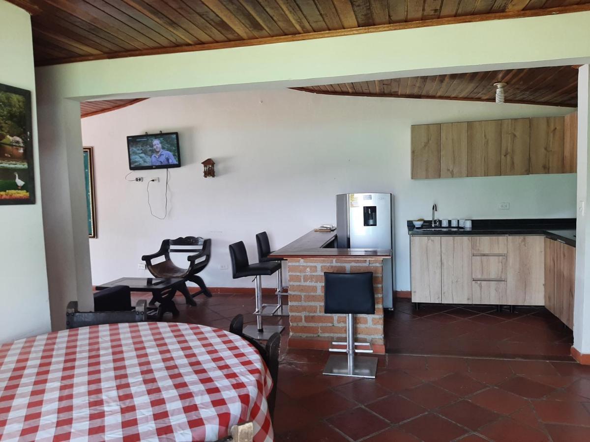 Finca Hotel La Fragata Санта Роса де Кабал Екстериор снимка